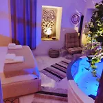 Apartment Ethnic Cave *